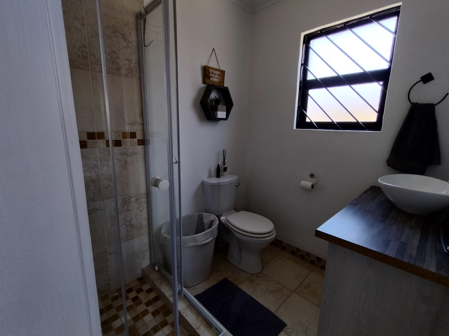 To Let 3 Bedroom Property for Rent in Soneike Western Cape